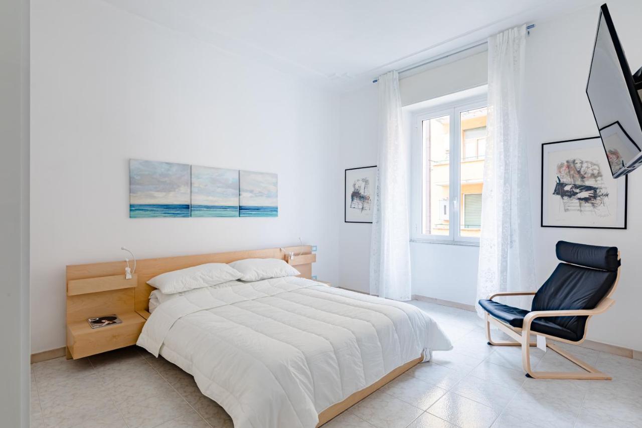 Arezzo Apartment, Metro Bologna E Bus Per La Sapienza, 4 Persone, Wifi Roma Dış mekan fotoğraf
